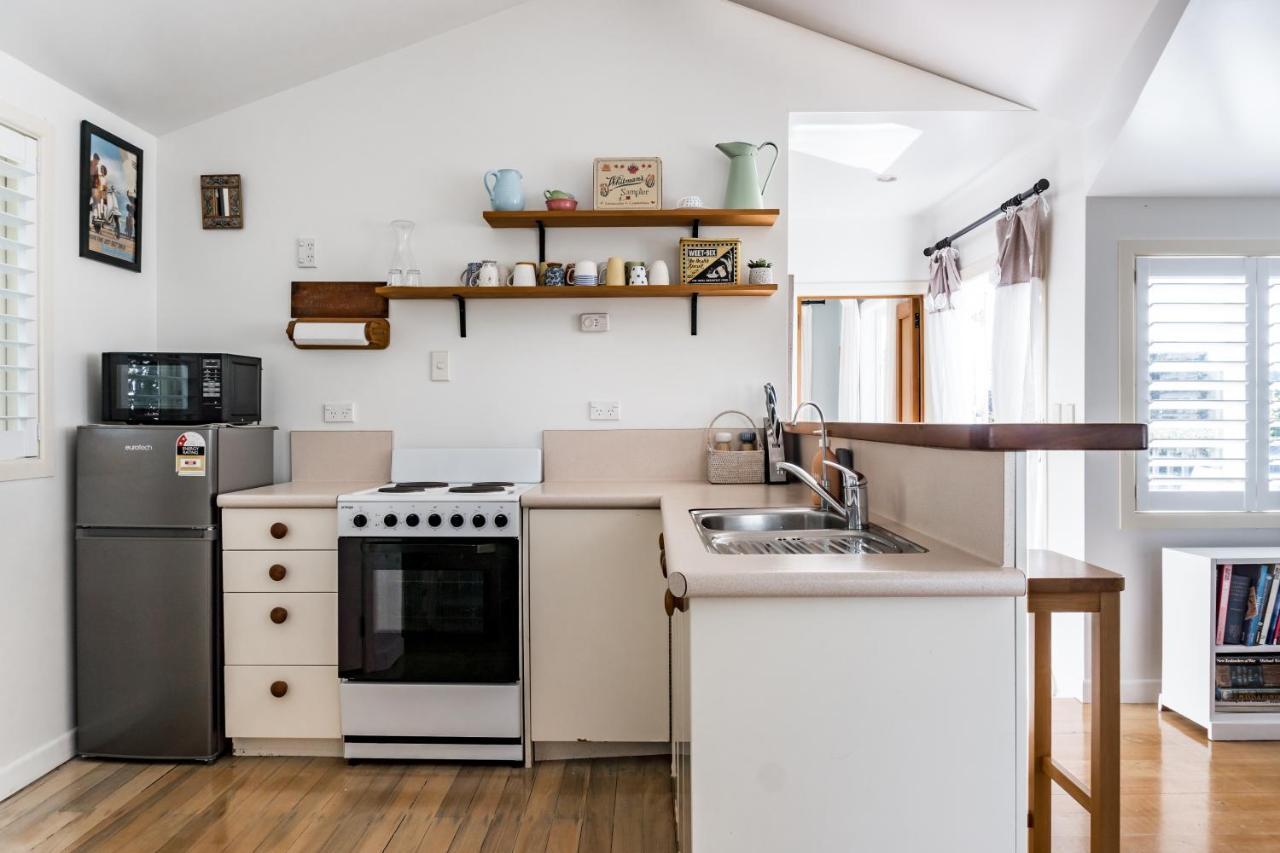 Kowhai Cottage & Studio Раглан Екстер'єр фото